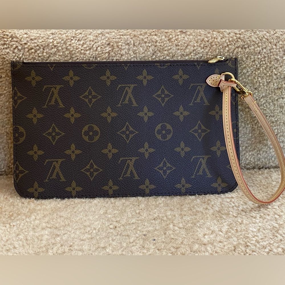 Louis Vuitton - Neverfull MM in Monogram